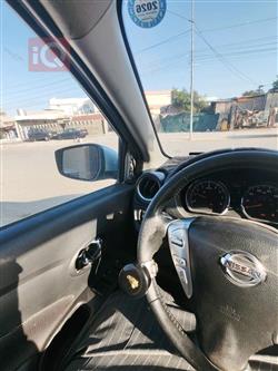 نيسان فيرسا